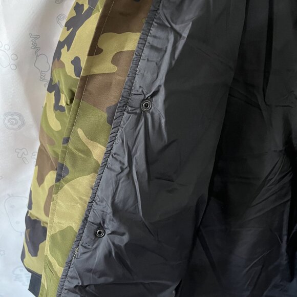 Canada Goose Expedition Series Camouflage Down Jacket - Picture 6 of 14